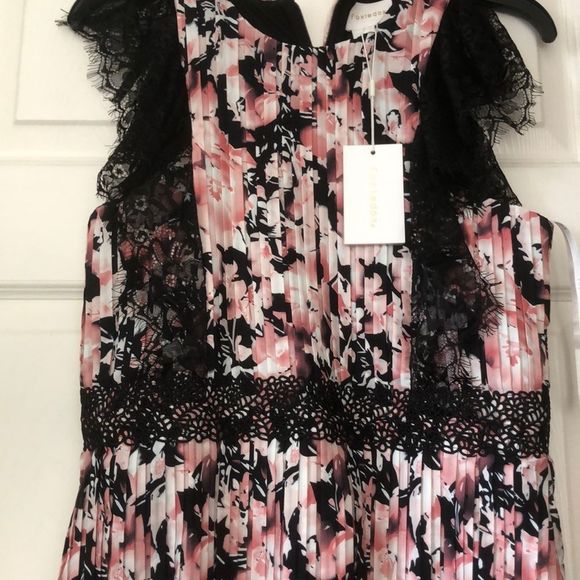 FOXIEDOX dress - Picture 4 of 6